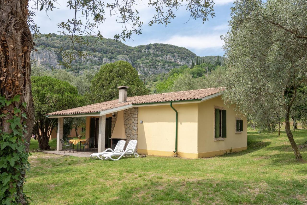 Residence Parco Del Garda Esterno foto
